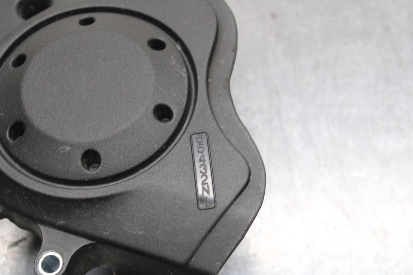 12-17 KAWASAKI NINJA 650 ENGINE SPROCKET COVER BB129