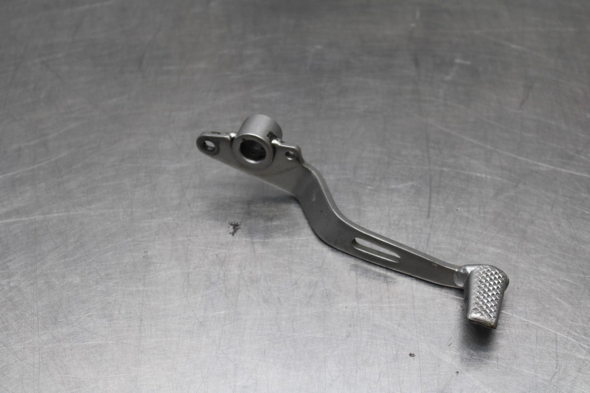 18-26 KAWASAKI Z400 RIGHT REAR BRAKE LEVER BB852