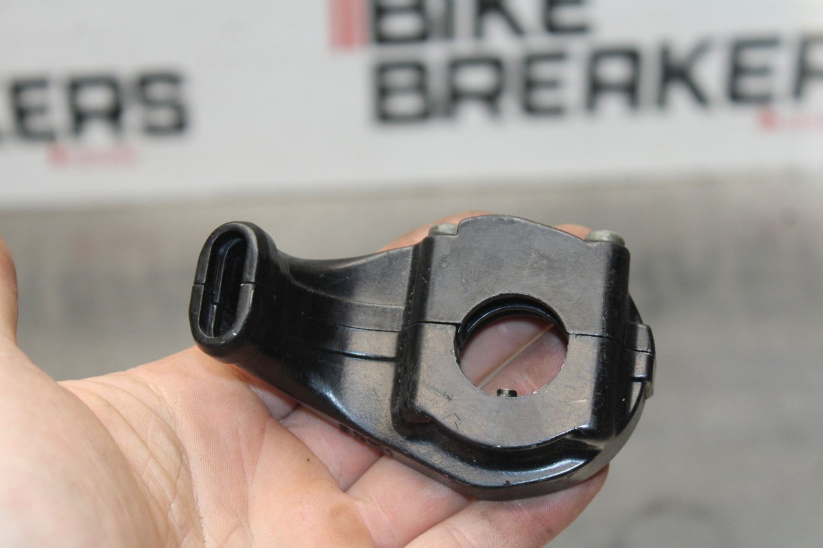 00-02 KAWASAKI NINJA ZX6R THROTTLE CABLE LINE HOUSING GUIDE BB750