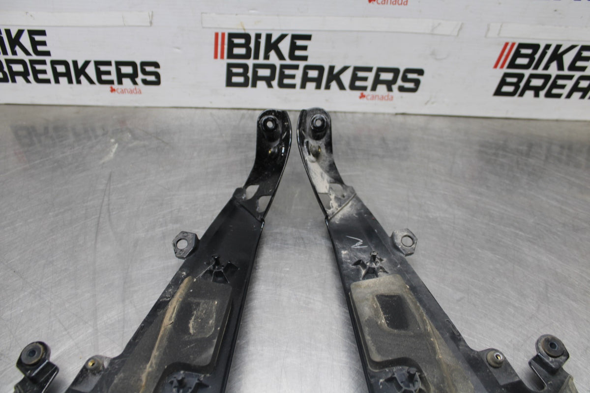 23 KAWASAKI NINJA 650 EX650 RIGHT LEFT FRONT SIDE SEAT PANELS TRIMS COWL BB920