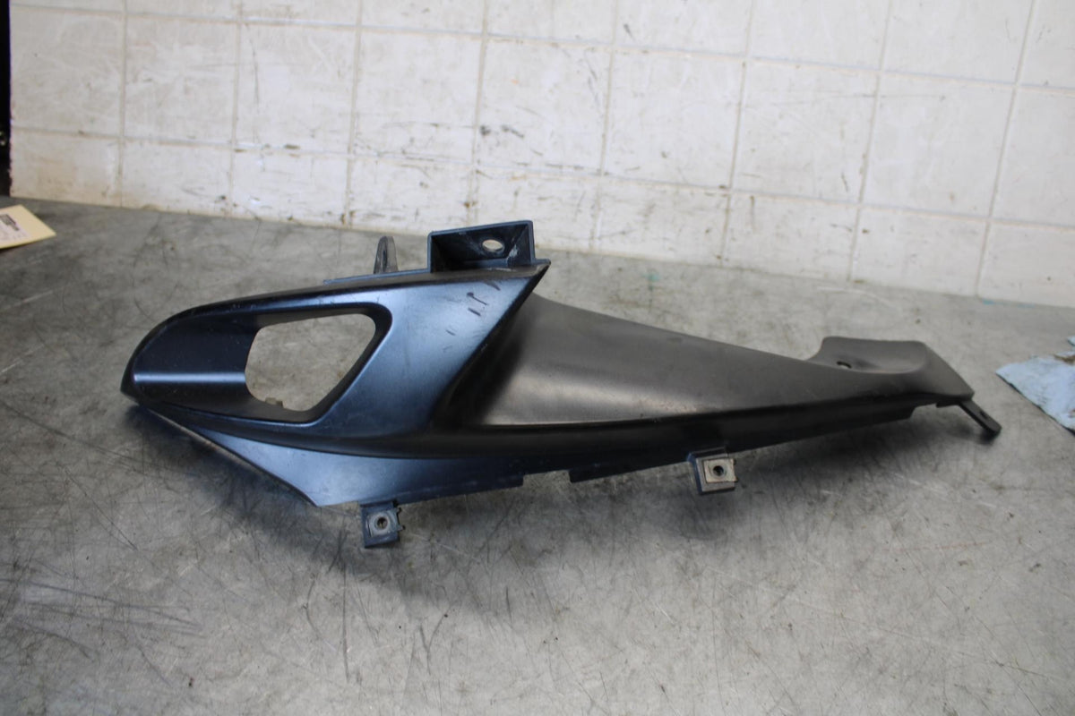 06-07 SUZUKI GSXR600 LEFT FRONT DUCT COVER PANEL COWL  BB543