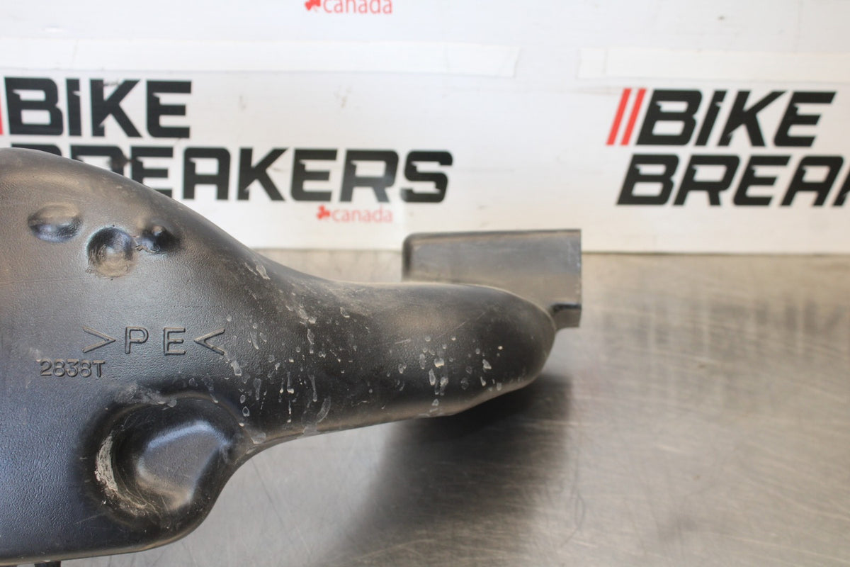 05 YAMAHA YZF R6 OEM RIGHT LEFT AIR INTAKE DUCTS BB894