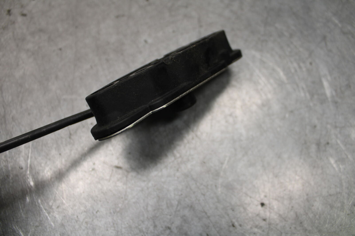 13-18 KAWASAKI NINJA ZX6R REAR PASSENGER SEAT LATCH LOCK 27016-0035 BB666