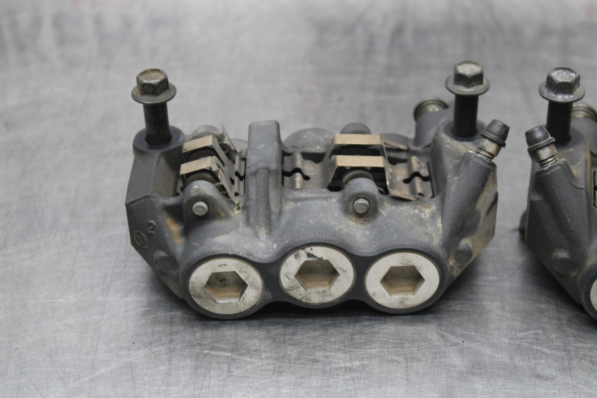 07-08 YAMAHA YZF R1 RIGHT LEFT FRONT BRAKE CALIPER SET PAIR CALIPERS BB771