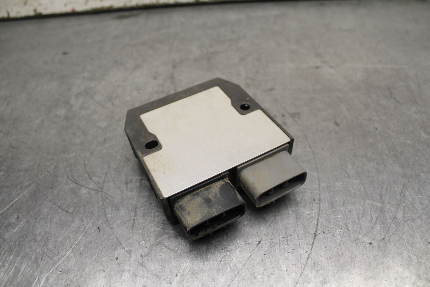14-17 YAMAHA FZ09 RECTIFIER VOLTAGE REGULATOR BB111