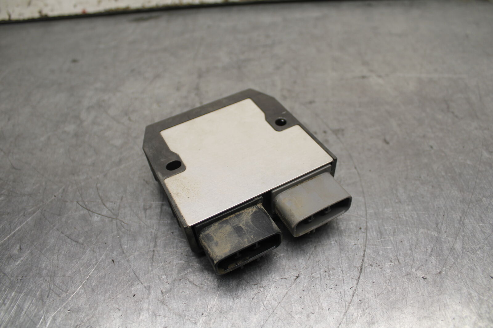 14-17 YAMAHA FZ09 RECTIFIER VOLTAGE REGULATOR BB111