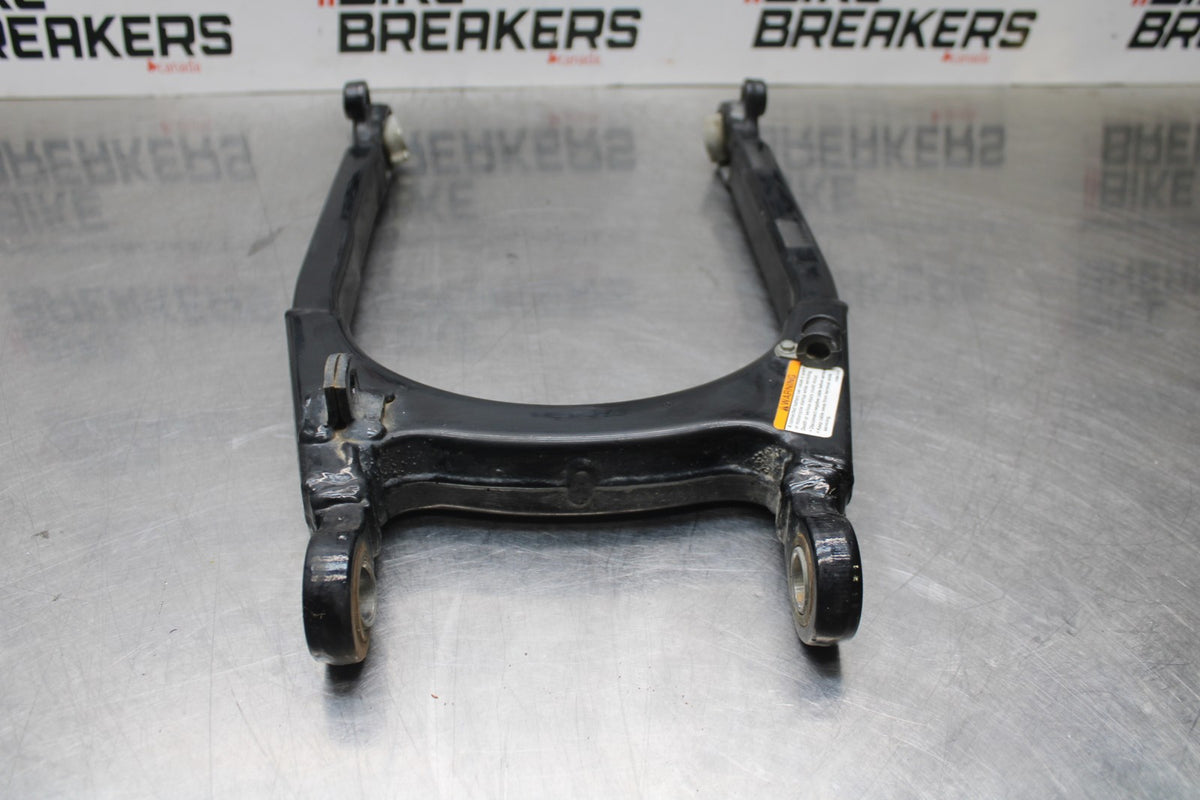 09 HARLEY-DAVIDSON SPORTSTER 1200 CUSTOM XL1200C SWINGARM SUSPENSION ARM BB776