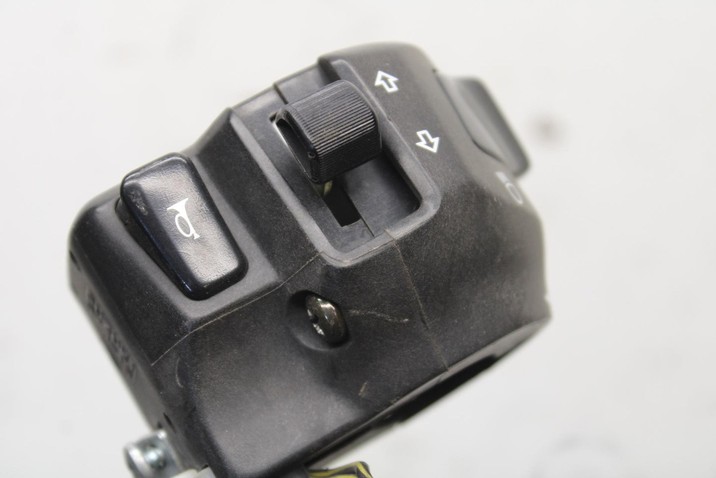 01-03 SUZUKI GSXR600 LEFT CLIP ON HANDLE HORN SIGNALS SWITCH  BB633