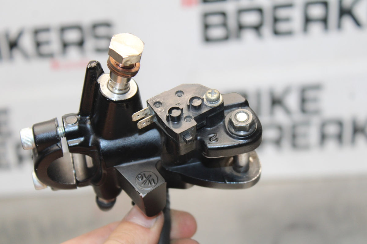 08 KAWASAKI NINJA ZX10R FRONT BRAKE MASTER CYLINDER BB902