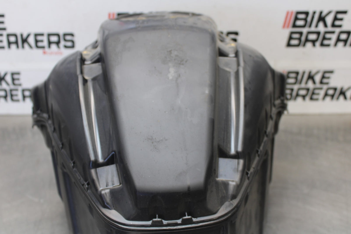 20-23 BMW F900R GAS TANK FUEL CELL PETROL RESERVOIR BB923