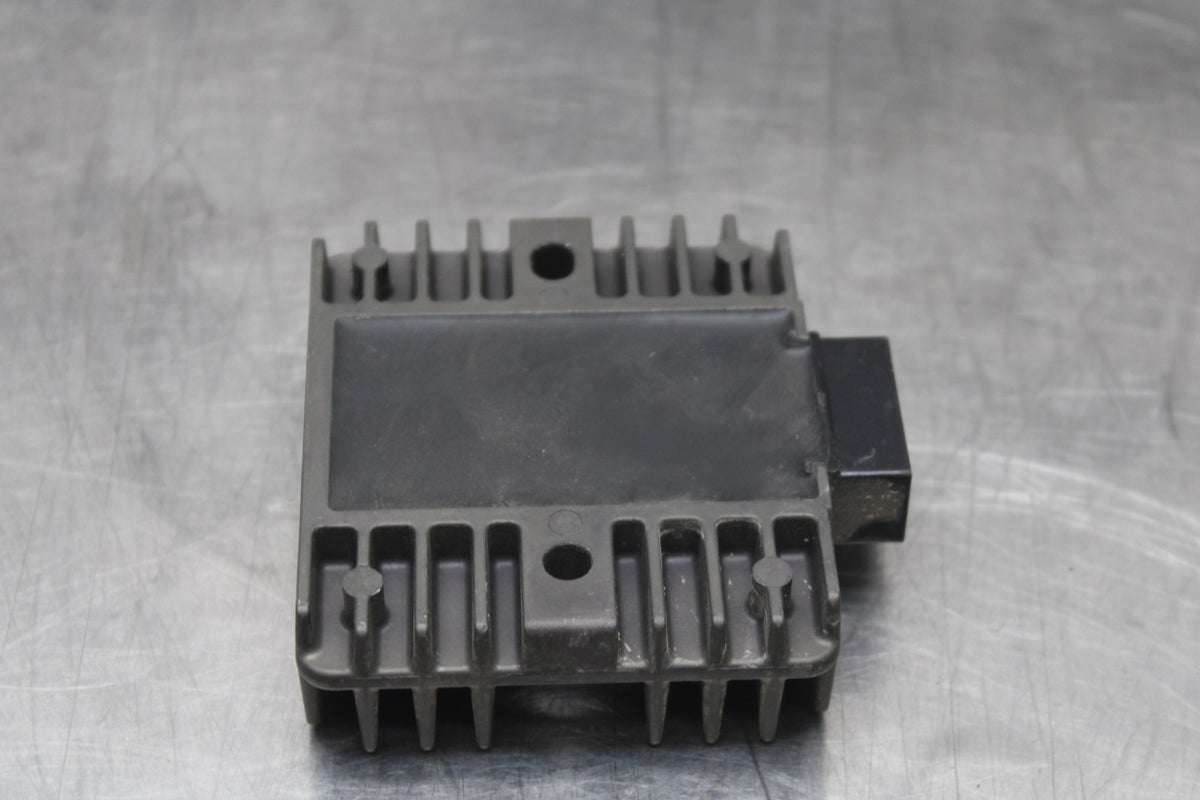 17-18 YAMAHA YZF R3 RECTIFIER VOLTAGE REGULATOR BB788