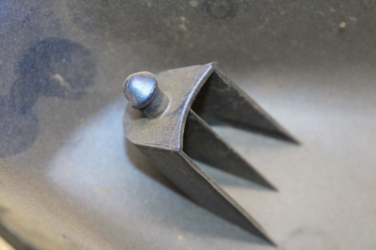 05-06 SUZUKI BOULEVARD M50 SIDE COVER PANEL COWL FAIRING 47130-41F00 BB671