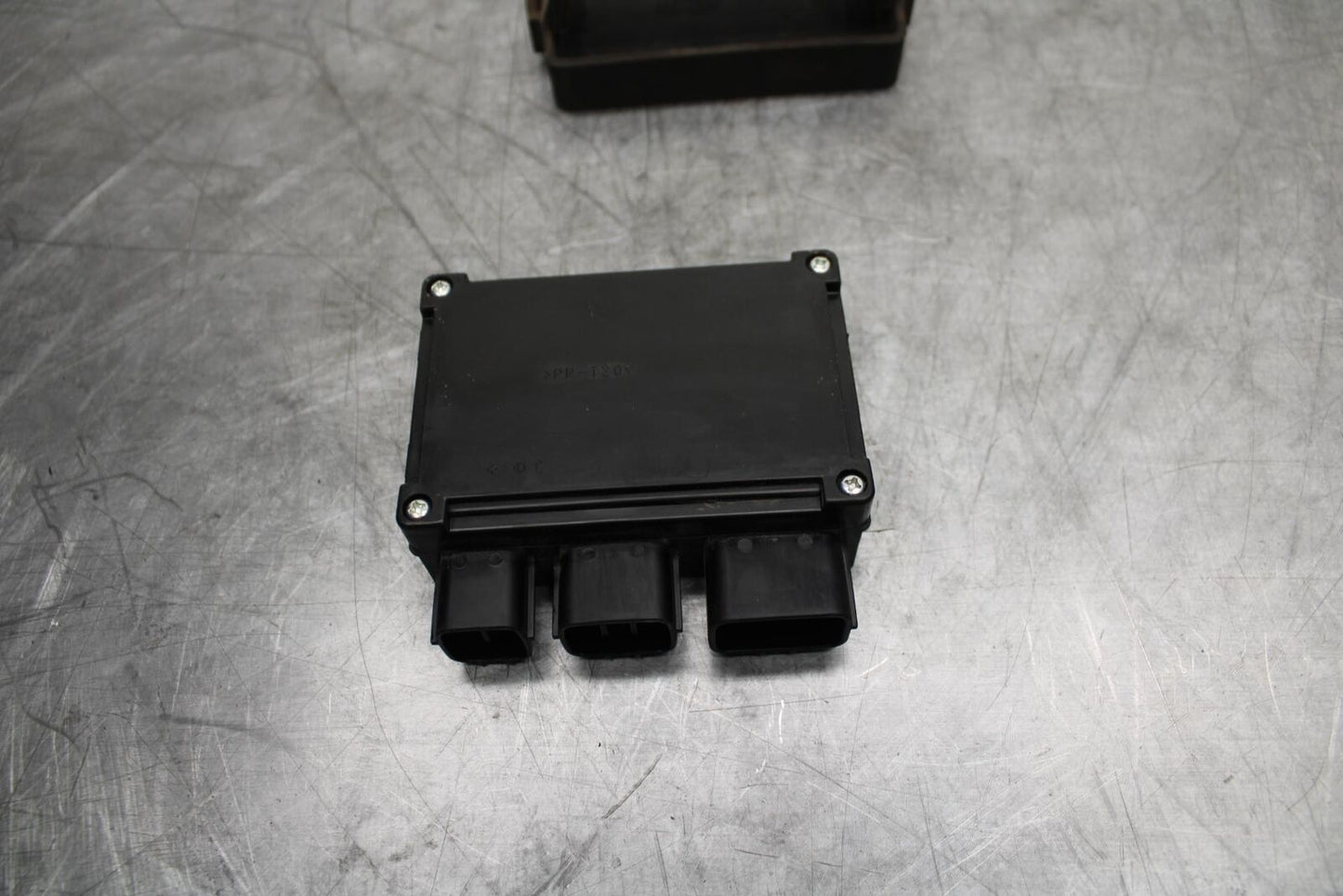 15-17 KAWASAKI EX 650 NINJA EX650 ABS RELAY ASSEMBLY FUSE BOX BB494