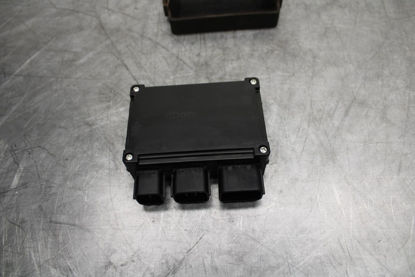 15-17 KAWASAKI EX 650 NINJA EX650 ABS RELAY ASSEMBLY FUSE BOX BB494