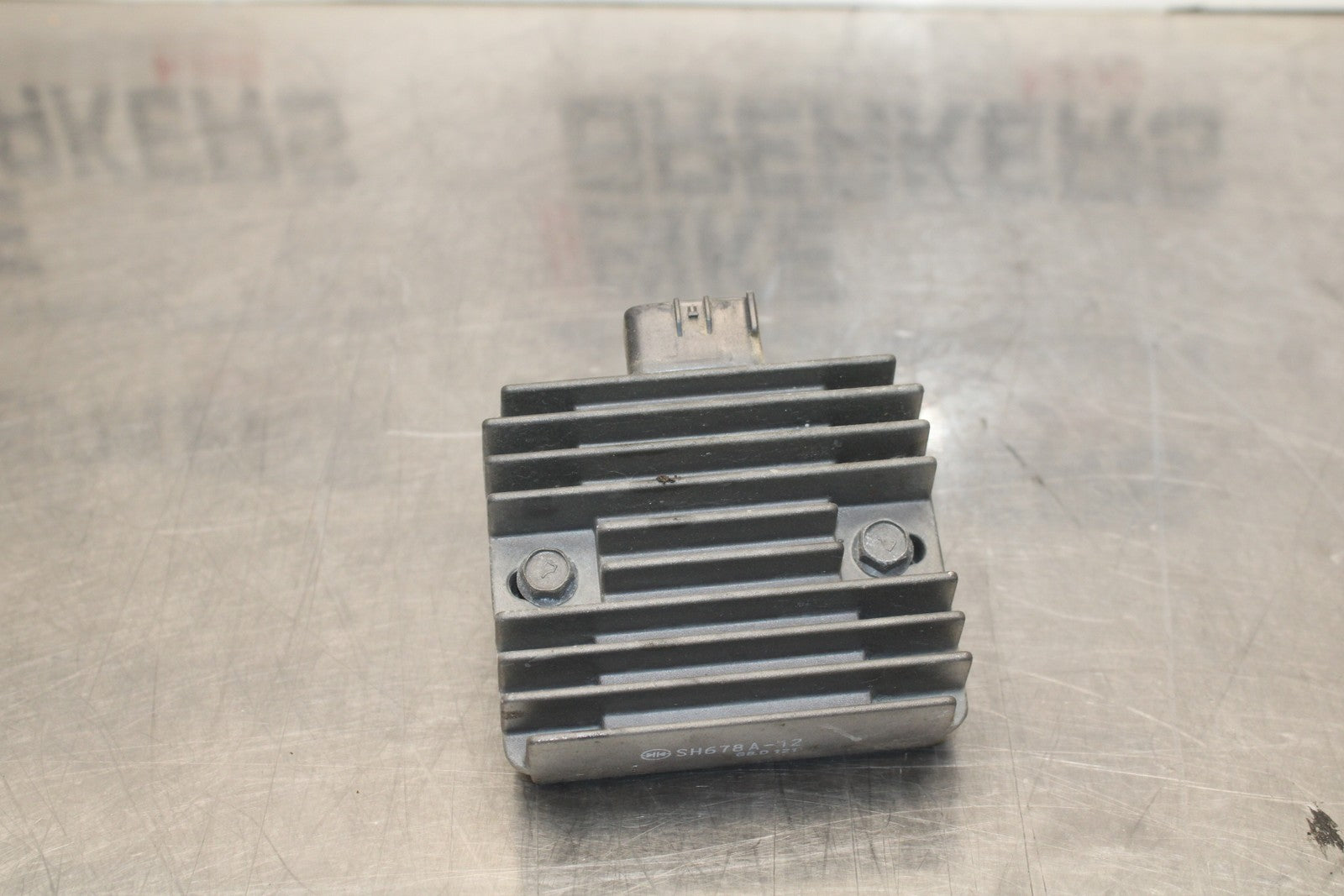 09-10 KAWASAKI ER-6N RECTIFIER VOLTAGE REGULATOR BB205