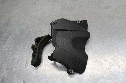 03-05 YAMAHA YZF R6  ENGINE SPROCKET COVER BB132