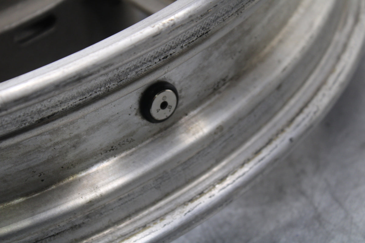 84-86 KAWASAKI GPZ900 REAR WHEEL BACK RIM BB146