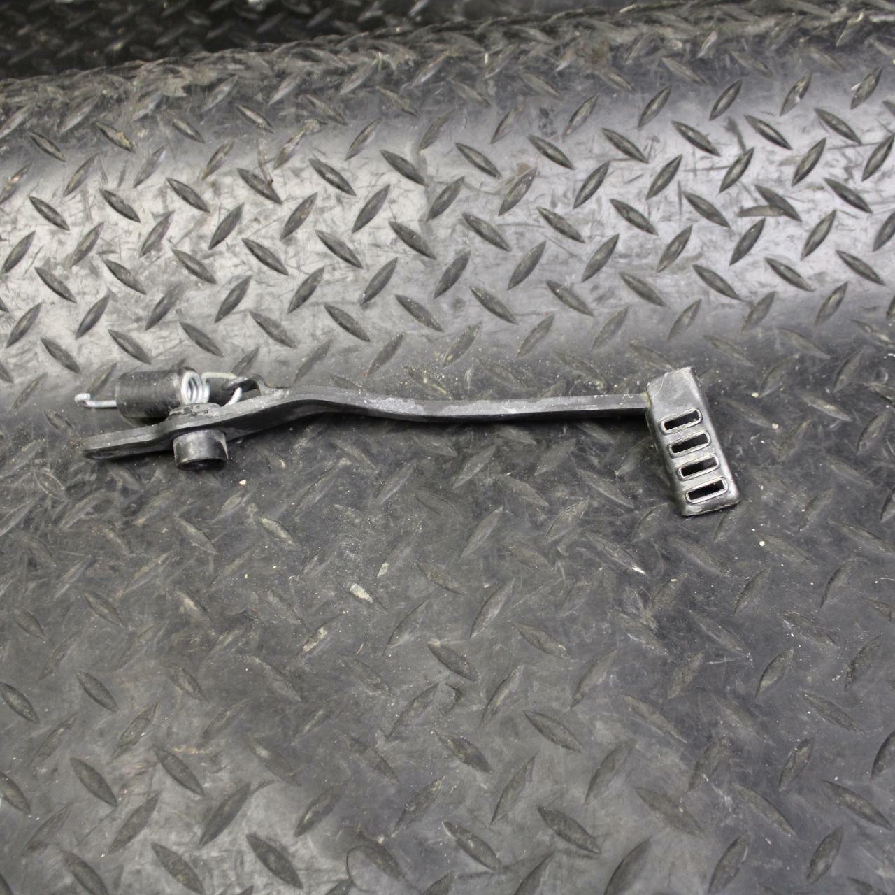 08 HONDA CBR125R RIGHT REARSET BRAKE FOOT PEDAL bb180