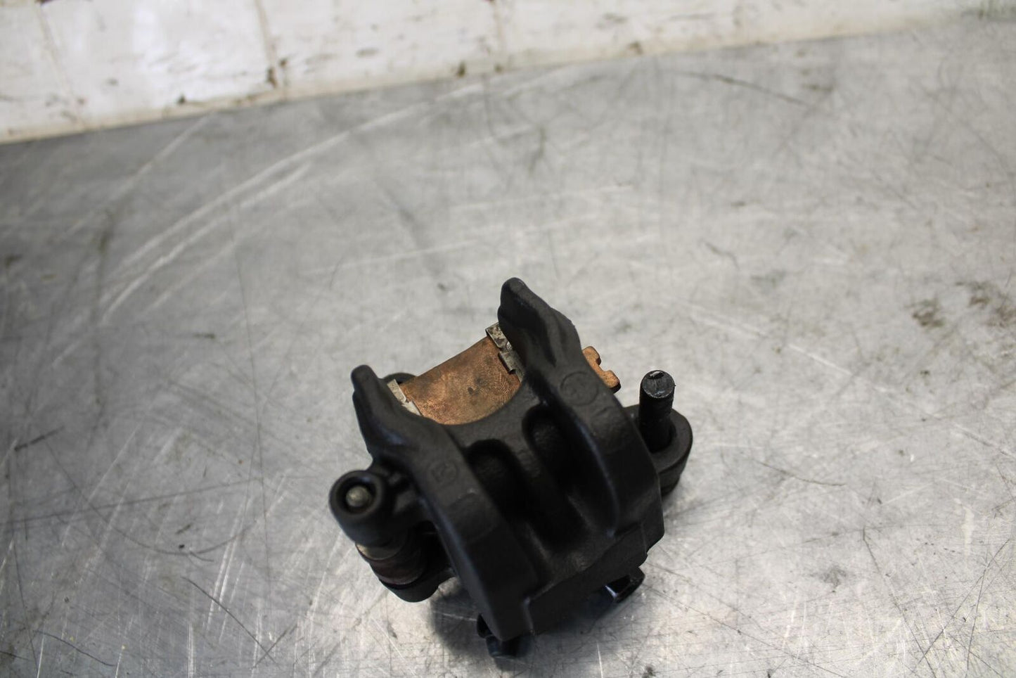 2011 Honda CBR600RR REAR BACK BRAKE CALIPER 43150-MFJ-D01 BB520