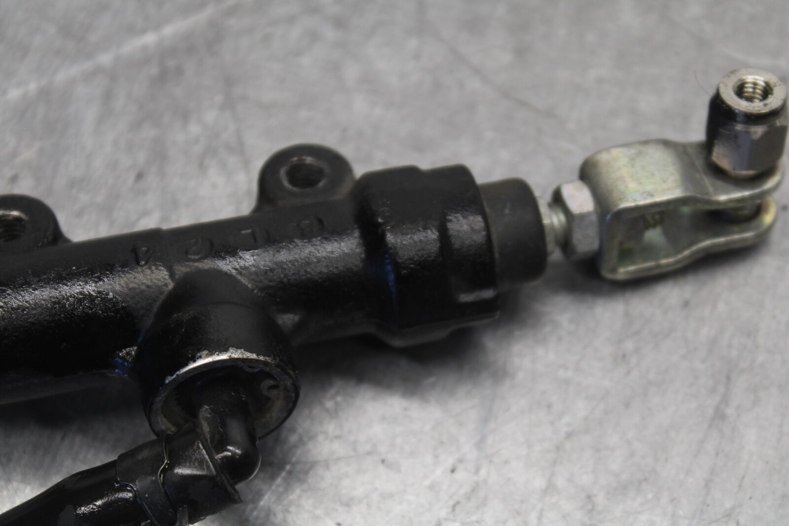 09-12 KAWASAKI NINJA ZX6R REAR BACK BRAKE MASTER CYLINDER W RESERVOIR BB698