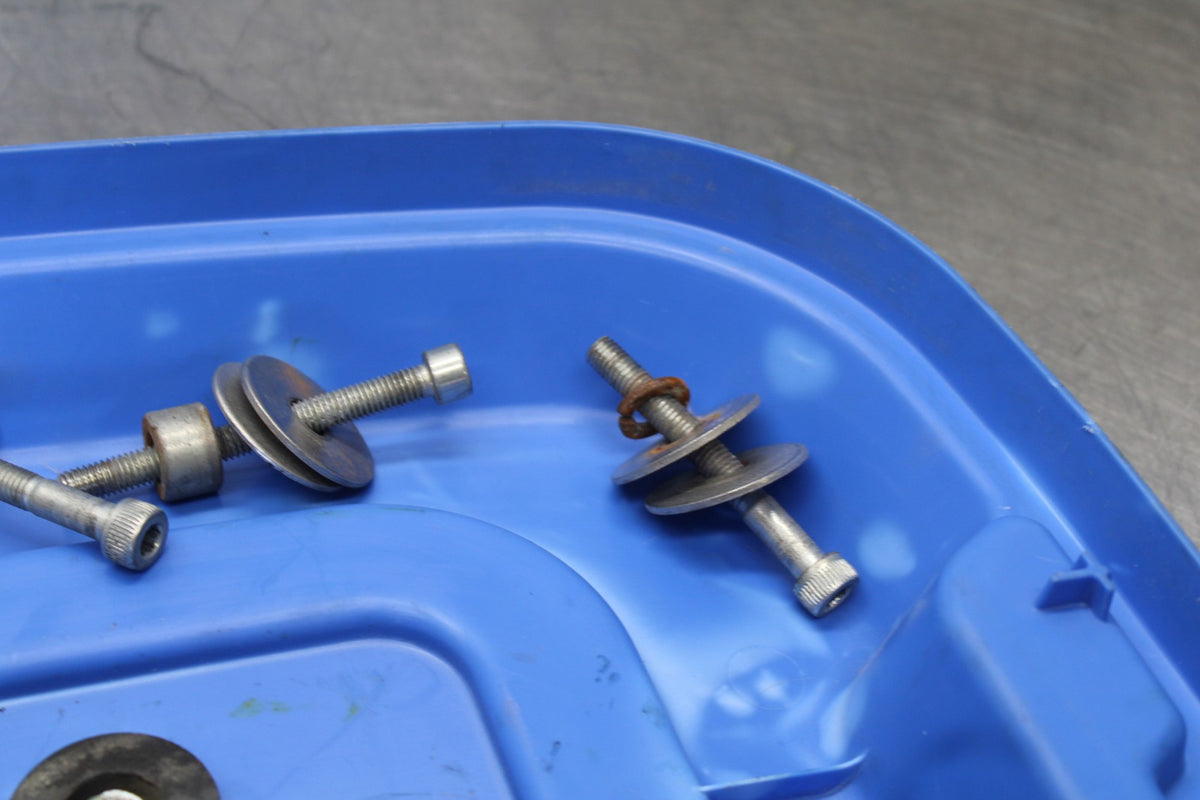 95 HONDA SHADOW 1100 MOUNTING BOLTS HARDWARE SCREWS BB885