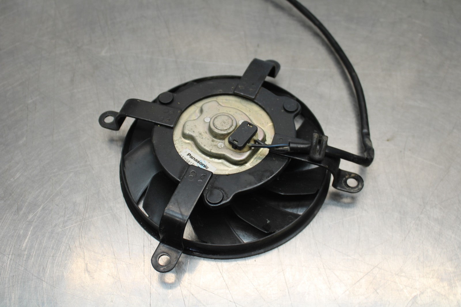 08 KAWASAKI VULCAN 900 ENGINE RADIATOR COOLING FAN BB184