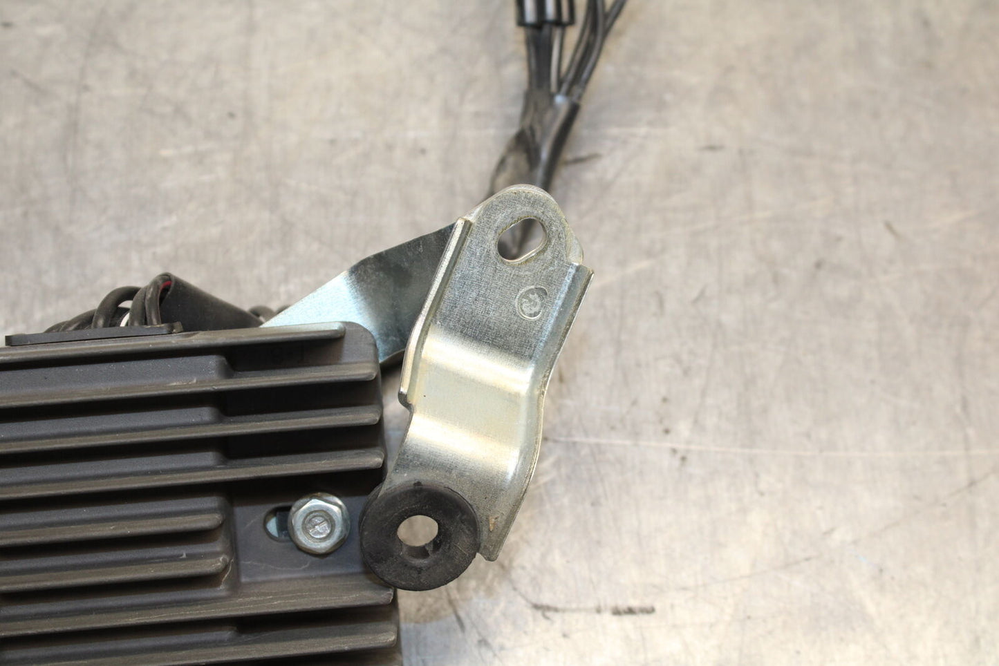 11-24 SUZUKI GSXR750 RECTIFIER VOLTAGE REGULATOR 32800-47H00 BB714