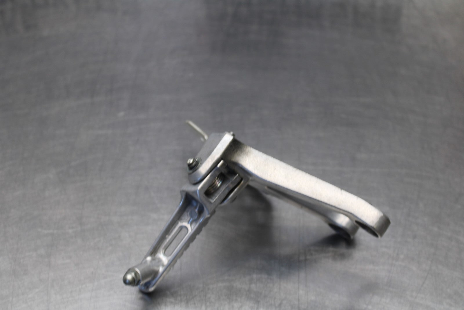 13-24 HONDA CBR600RR LEFT REARSET REAR SET DRIVER FOOT PEG REST STOP BB772