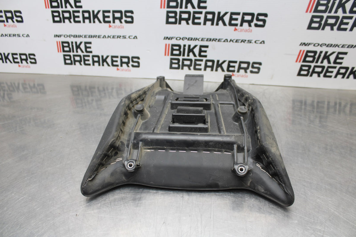 12-14 BMW S1000RR FRONT DRIVERS SEAT PAD SADDLE PILLION BB204