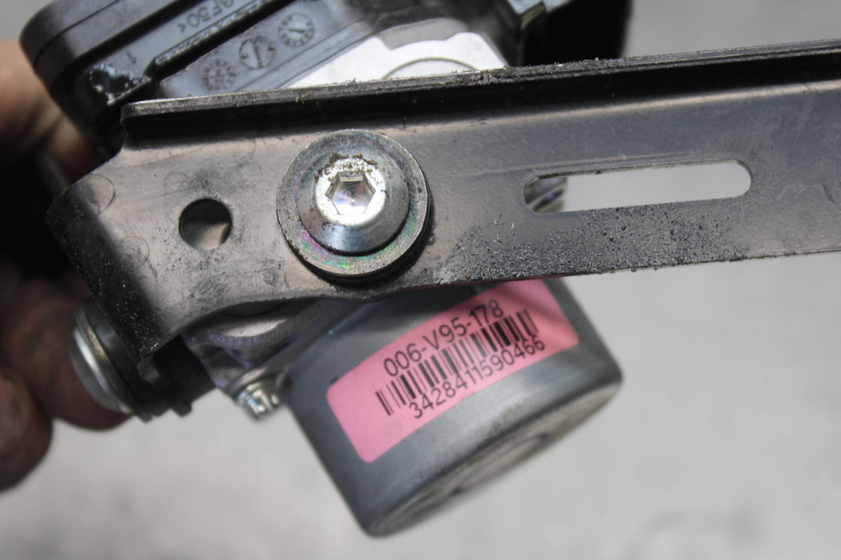 23-26 KAWASAKI NINJA ZX4RR ABS PUMP UNIT MODULE BB898