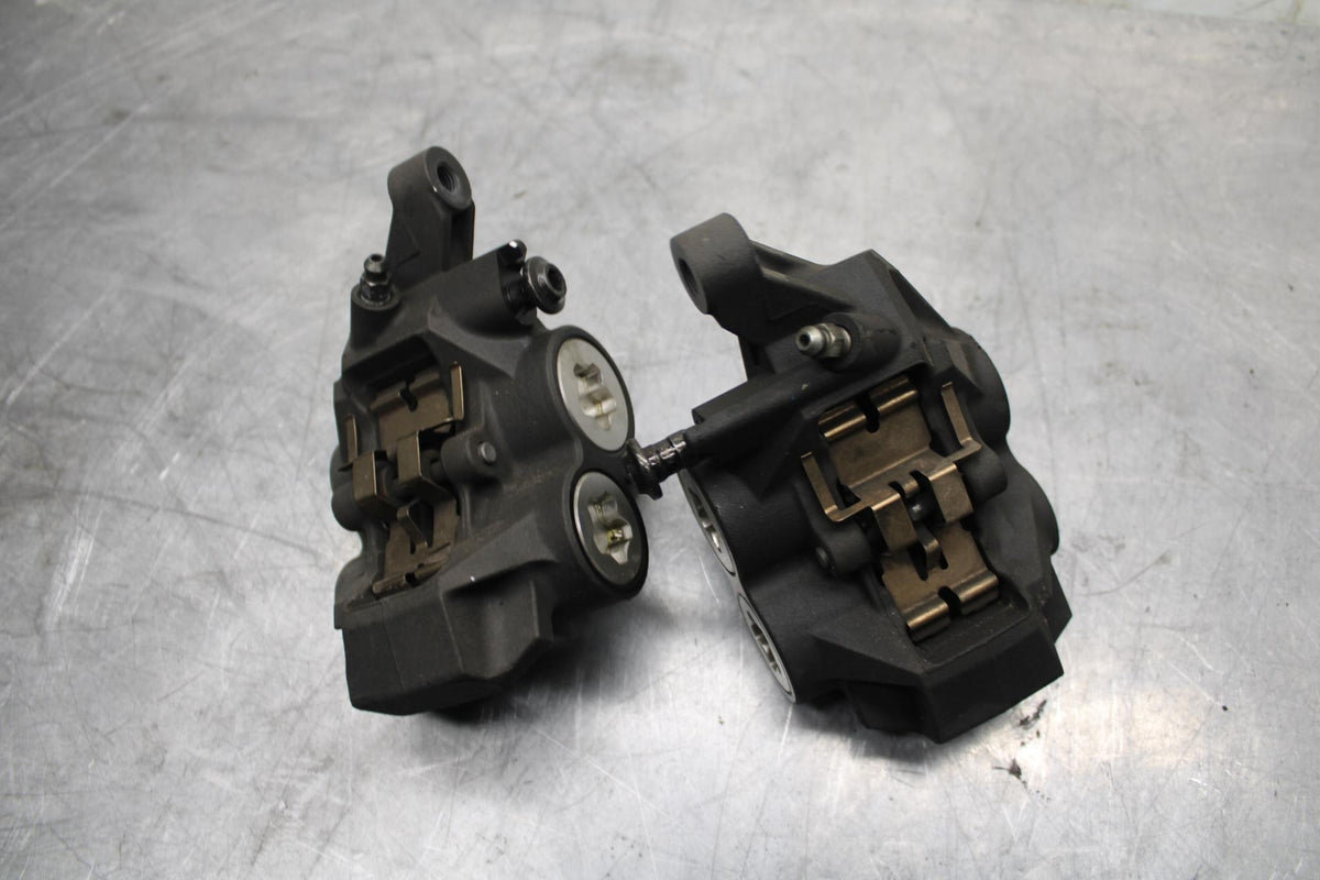 16-22 YAMAHA XSR 700 RIGHT LEFT FRONT BRAKE CALIPER SET PAIR CALIPERS BB475