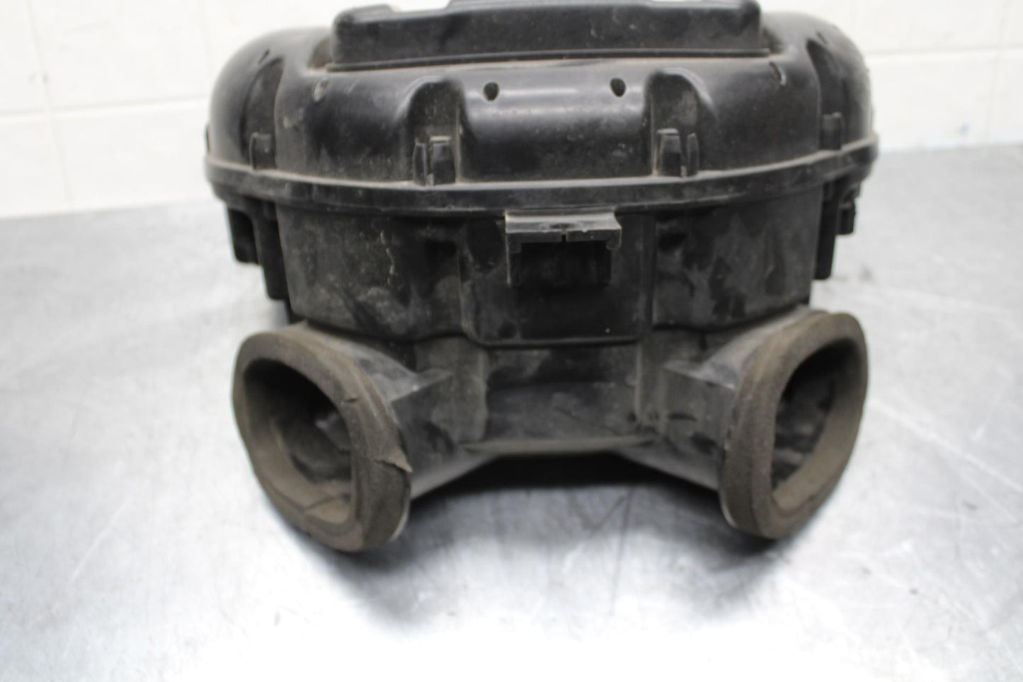 2008 Suzuki GSXR600 AIRBOX AIR INTAKE FILTER BOX 13700-01H10 BB593