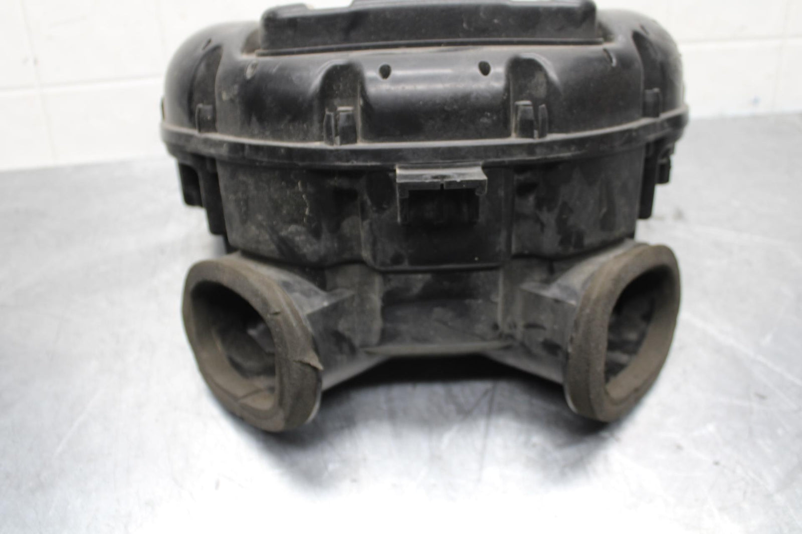 2008 Suzuki GSXR600 AIRBOX AIR INTAKE FILTER BOX 13700-01H10 BB593