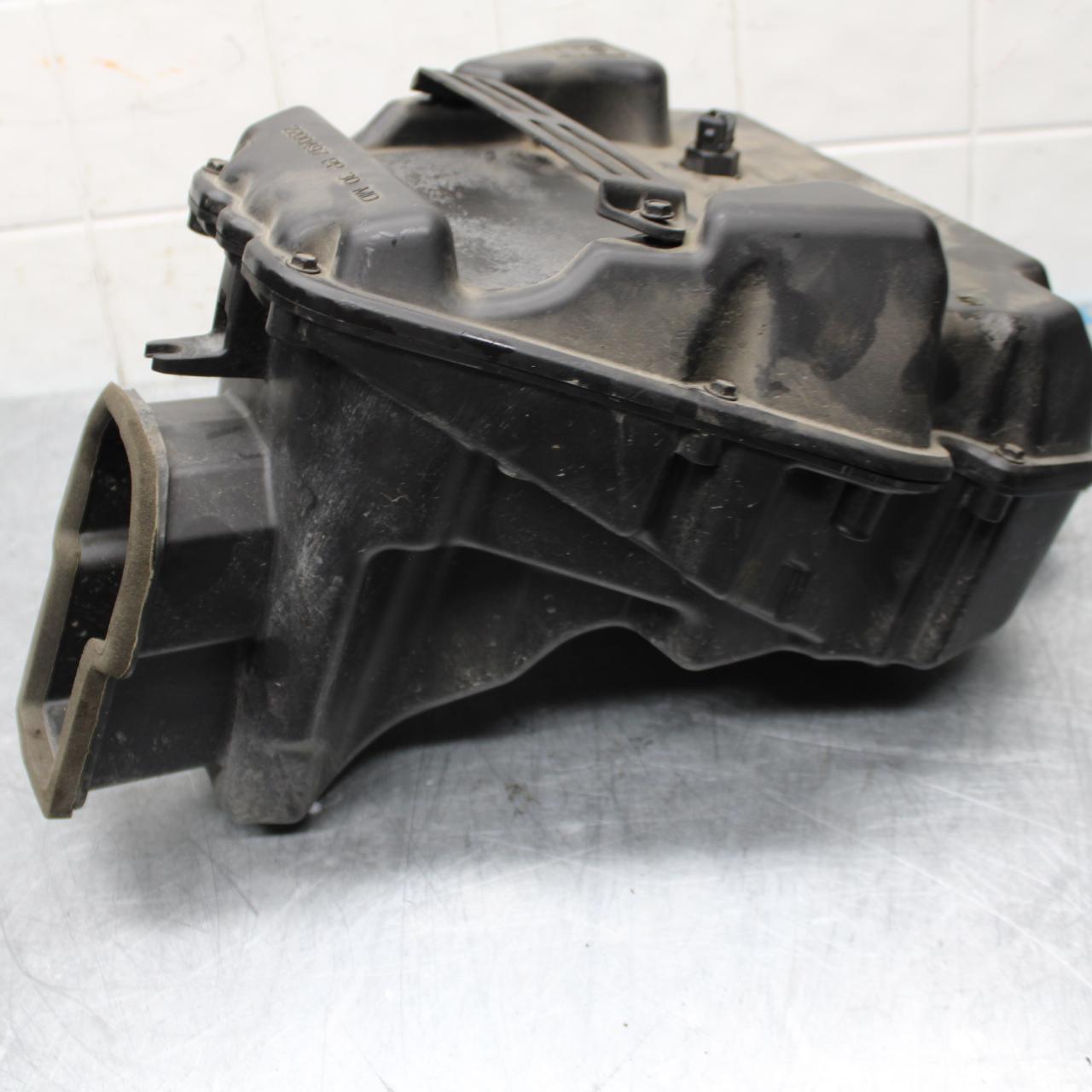 06-07 TRIUMPH DAYTONA 675 DAYTONA 675 AIRBOX AIR INTAKE FILTER BOX BB441