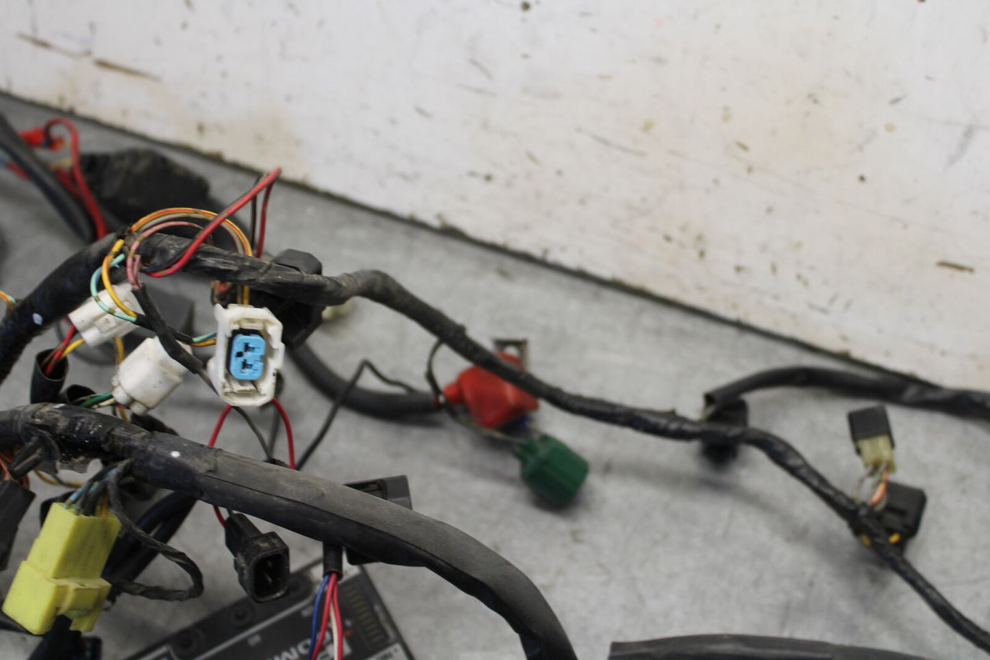 05-06 SUZUKI GSXR1000 MAIN ENGINE WIRING HARNESS WIRE LOOM 36610-41G30 BB677