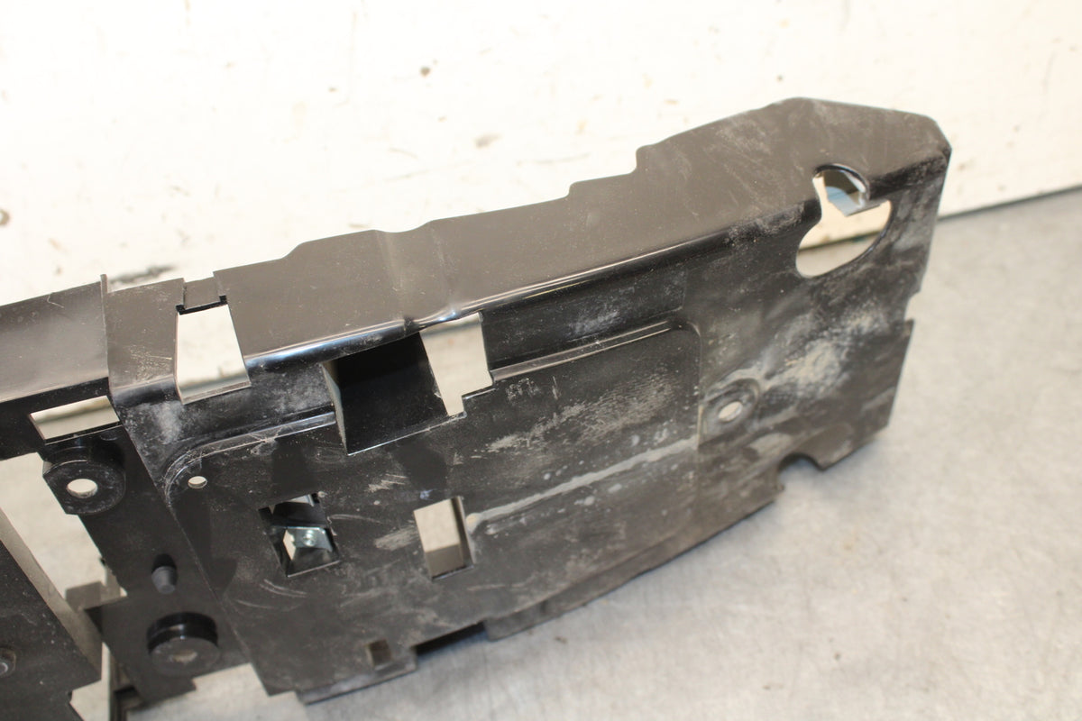 08-16 YAMAHA YZF R6 REAR BACK TAIL UNDERTAIL BATTERY TRAY PLASTIC OEM BB665