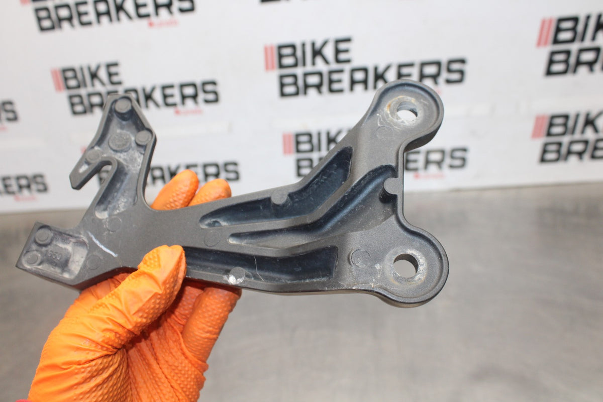 23 KAWASAKI NINJA 650 EX650 LEFT REAR BACK PASSENGER PEG BB920