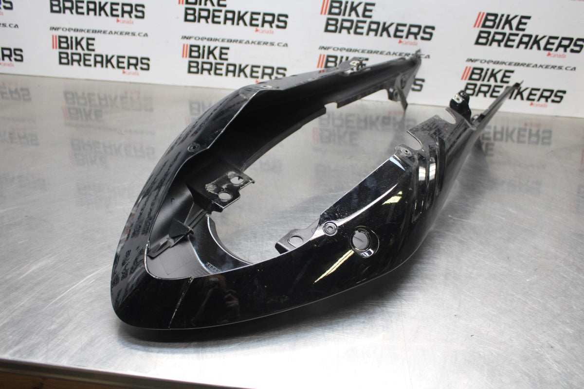 15 SUZUKI GW250F REAR BACK TAIL FAIRING COWL SHROUD BB789