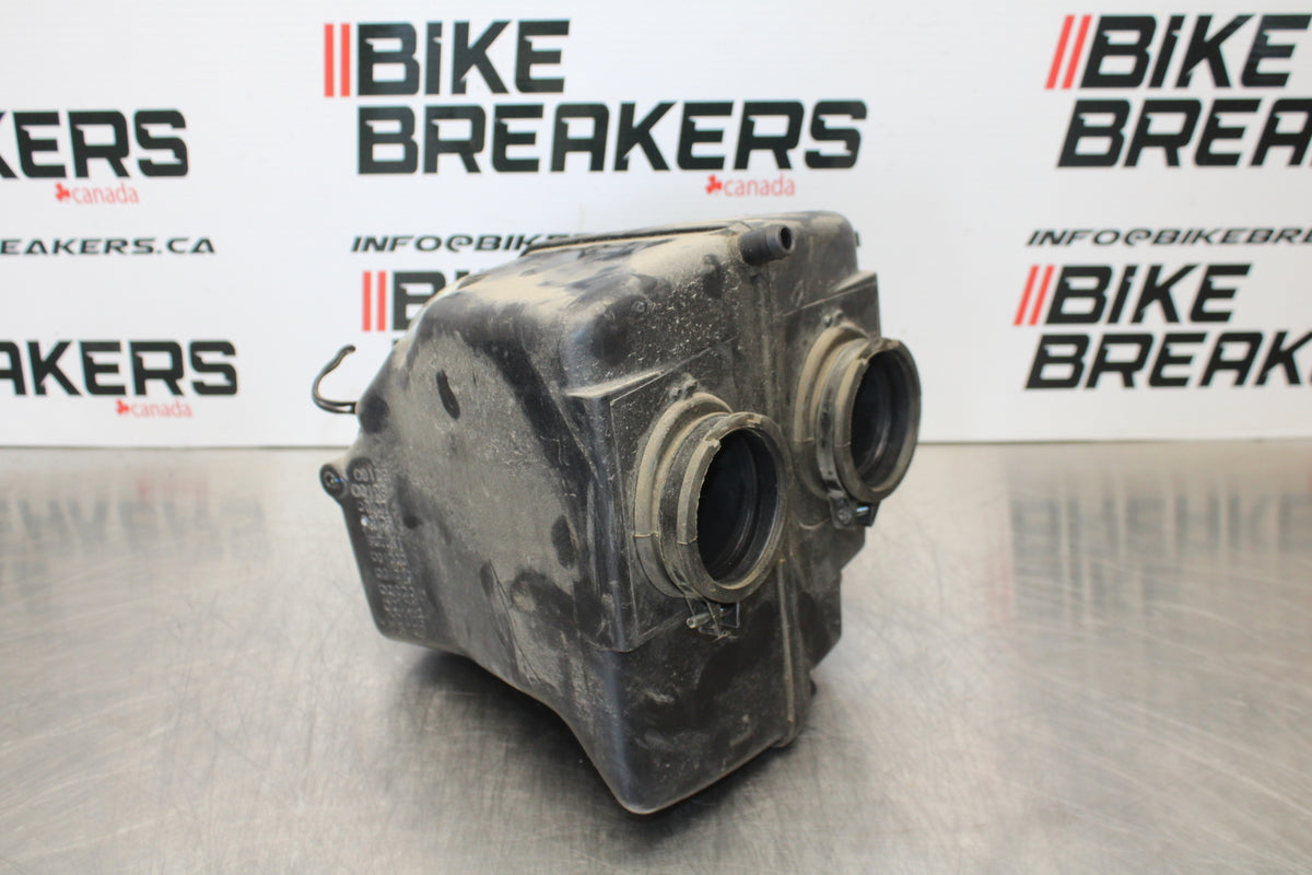 04-09 SUZUKI GS500F AIRBOX AIR INTAKE FILTER BOX BB165
