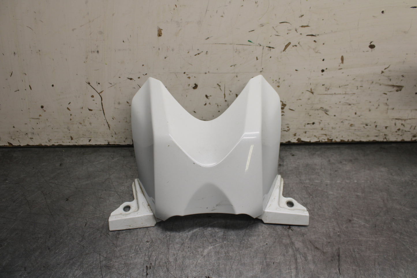 15-16 HONDA CB300F FRONT GAS TANK FUEL CELL FAIRING COWL COVER TRIM BB740