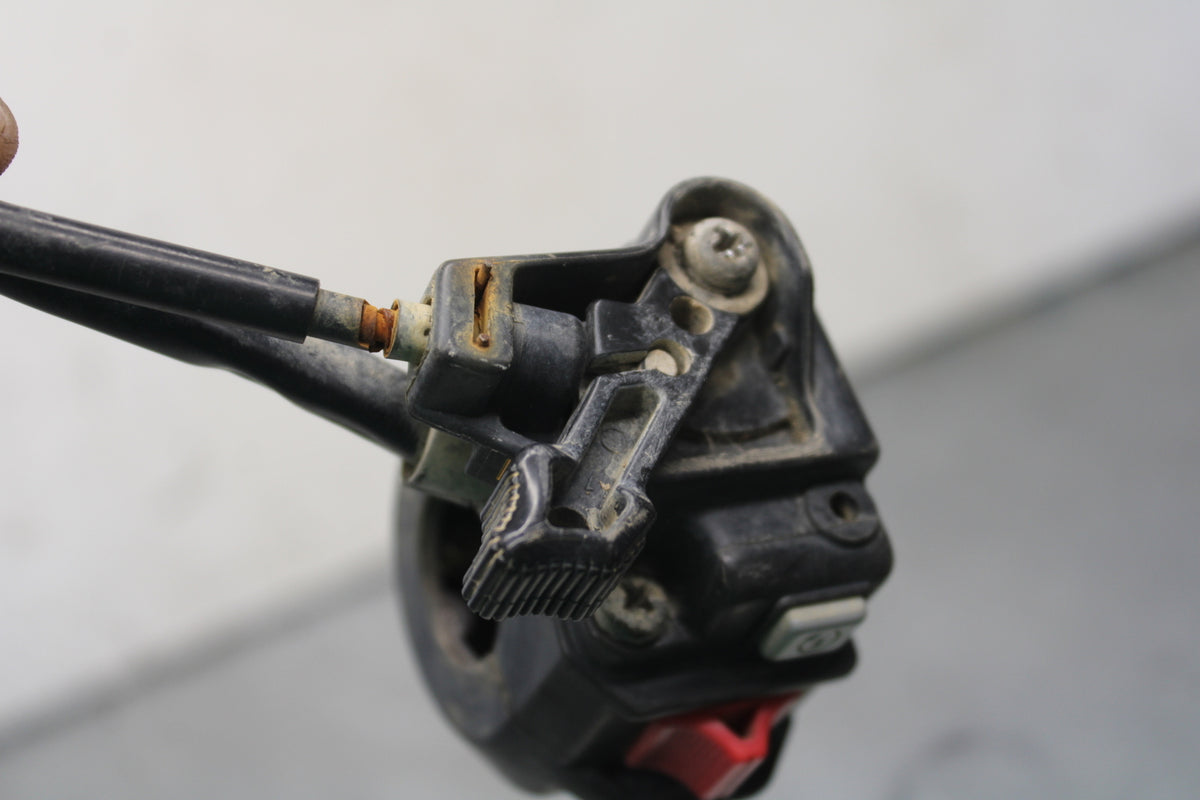 2004 Yamaha Raptor 660R YFM660R LEFT HANDLEBAR CONTROL SWITCH BB695