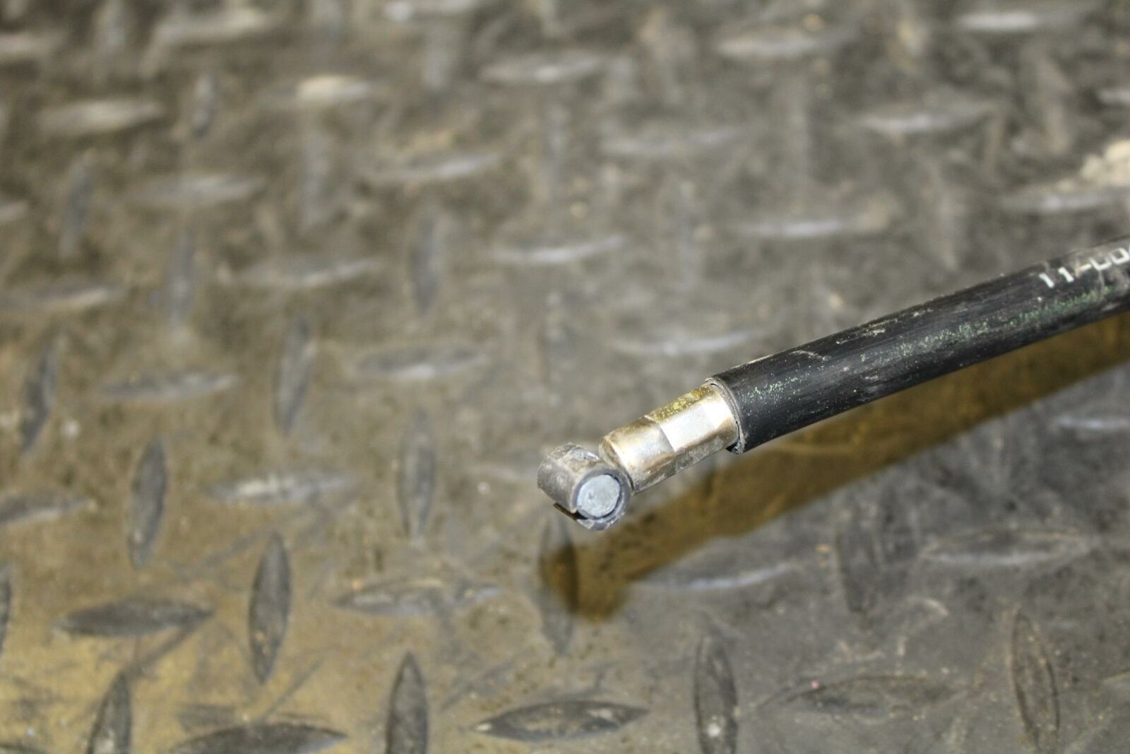 06-07 KAWASAKI NINJA ZX10R CLUTCH CABLE LINE BB186