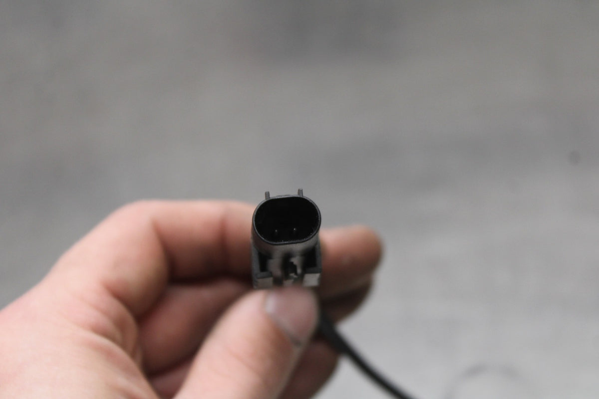 24-25 KAWASAKI NINJA ZX6R REAR ABS BRAKE SENSOR BB939