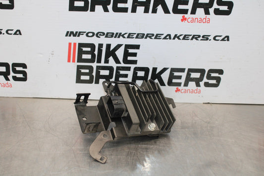 21-23 KAWASAKI NINJA ZX6R RECTIFIER VOLTAGE REGULATOR BB179