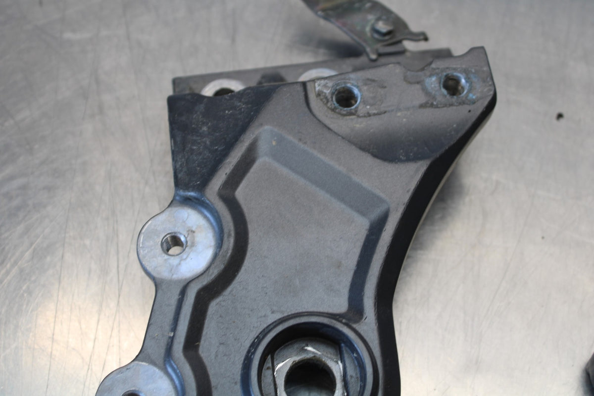 22-25 YAMAHA YZF R7 LEFT RIGHT REARSET REAR SET BRACKETS MOUNTS BB176