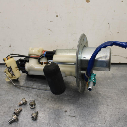 06-07 SUZUKI GSXR750 FUEL PUMP GAS PETROL SENDER UNIT 15100-01H00 BB613