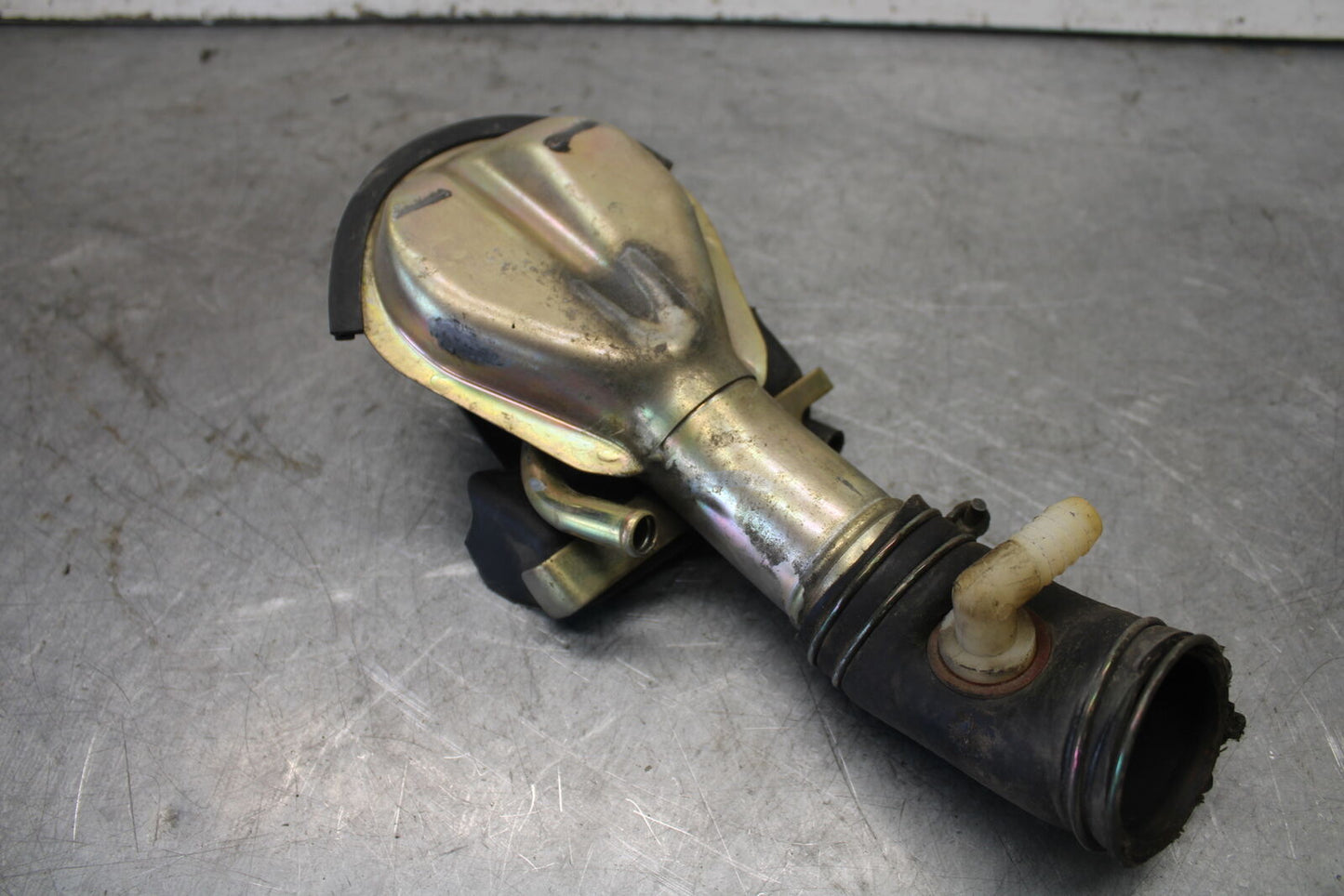 05-09 SUZUKI BOULEVARD C90 FUEL TANK GAS CAP BB692