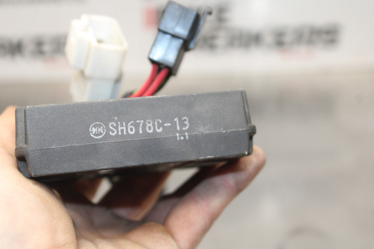 01-06 HONDA CBR600F4I RECTIFIER VOLTAGE REGULATOR BB778