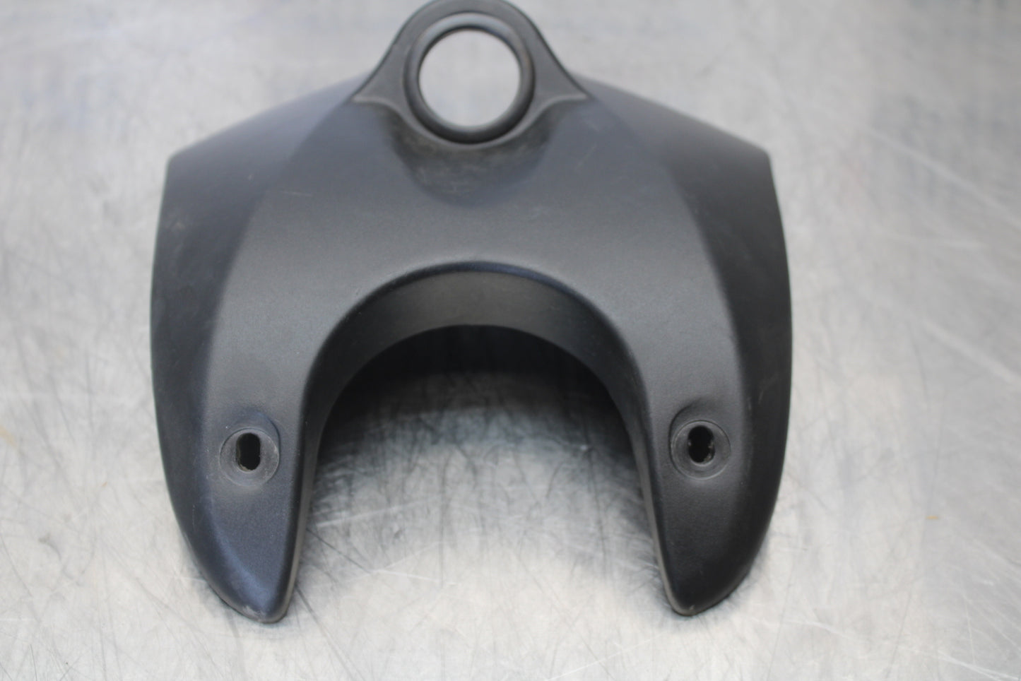 09 YAMAHA ROYAL STAR XVZ1300TF VENTURE IGNITION TRIM PANEL COVER BB151