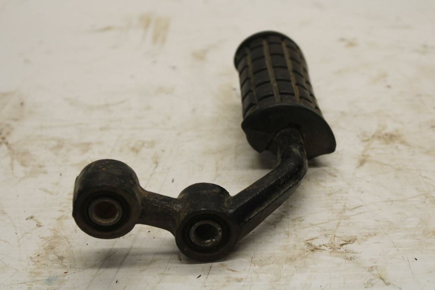 77-79 SUZUKI GS750 LEFT FRONT FOOT REST PEG STEP BB258